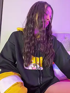 LucyEvans  online show from 11/03/25, 04:58