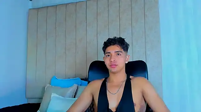 Snapshot of Muichiro_tokito1 chatting on 02/09/25, 04:04 Muichiro tokito1 online show from 02/09/25, 04:04