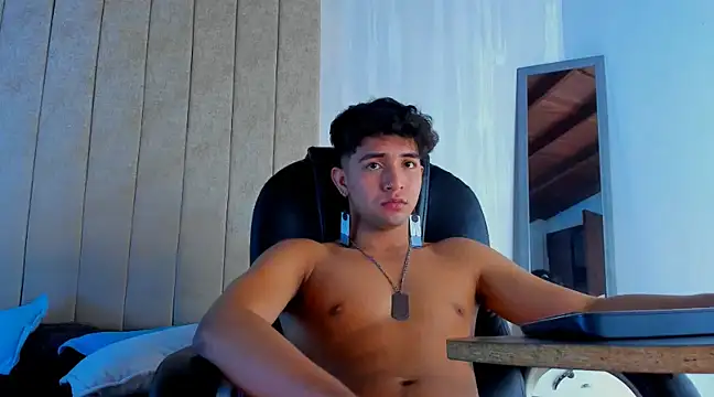 Snapshot of Muichiro_tokito1 chatting on 03/19/25, 07:18 Muichiro tokito1 online show from 03/19/25, 07:18