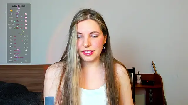 Snapshot of Annie_aww chatting on 02/09/25, 09:47 Annie aww online show from 02/09/25, 09:47