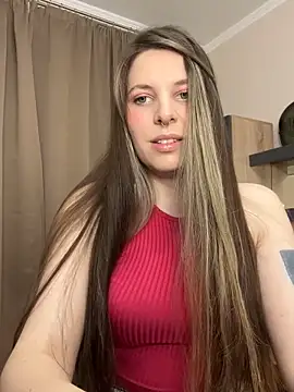 Snapshot of Annie_aww chatting on 12/05/25, 04:58 Annie aww online show from 12/05/25, 04:58