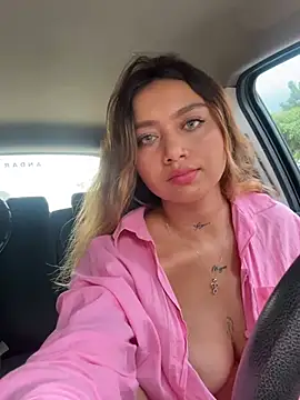 Snapshot of amanda-medrano1 chatting on 02/14/25, 05:36 amanda-medrano1 online show from 02/14/25, 05:36