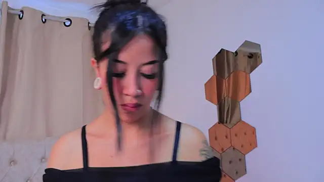 JulessCornett online show from 01/11/25, 08:21