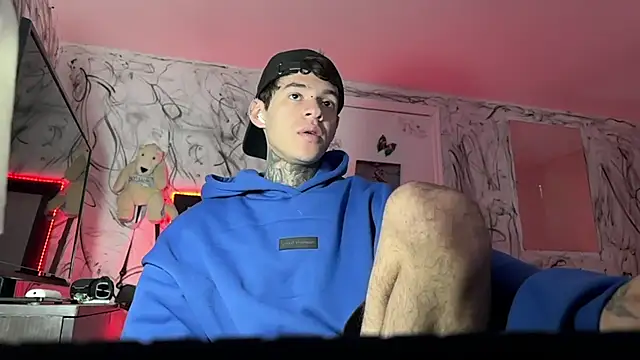 Saturno v online show from 02/05/25, 01:33