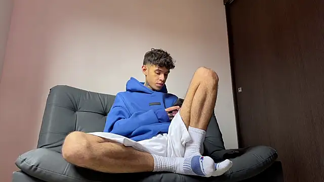 Saturno v online show from 03/04/25, 07:01