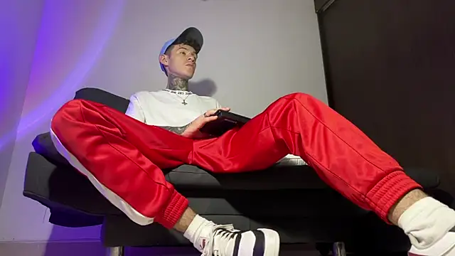 Saturno v online show from 03/12/25, 12:10