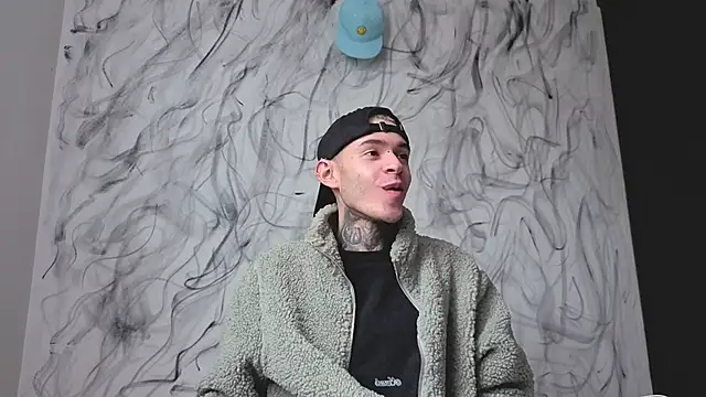 Saturno v online show from 10/10/25, 01:54