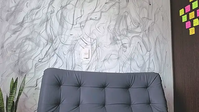 Saturno v online show from 12/15/25, 07:51