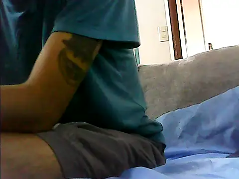 Snapshot of papi_lover12 chatting on 02/20/26, 11:27 papi lover12 online show from 02/20/26, 11:27