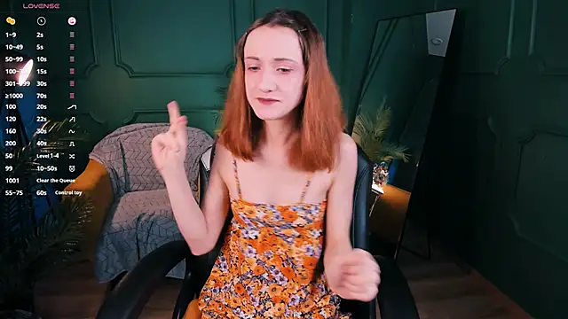 Snapshot of Dearly_kitty chatting on 01/02/25, 01:40 Dearly kitty online show from 01/02/25, 01:40