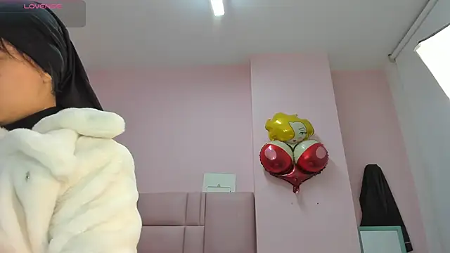 soyzarahtorres online show from 09/16/25, 12:33