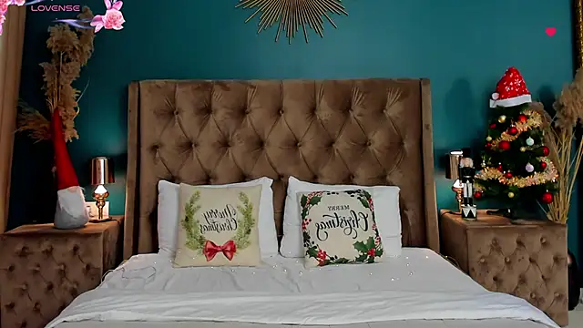 Snapshot of CalyMoon chatting on 01/05/26, 08:23 CalyMoon online show from 01/05/26, 08:23