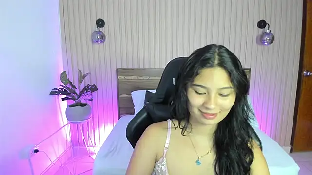 Snapshot of melody_flowers chatting on 01/04/25, 04:00 melody flowers online show from 01/04/25, 04:00