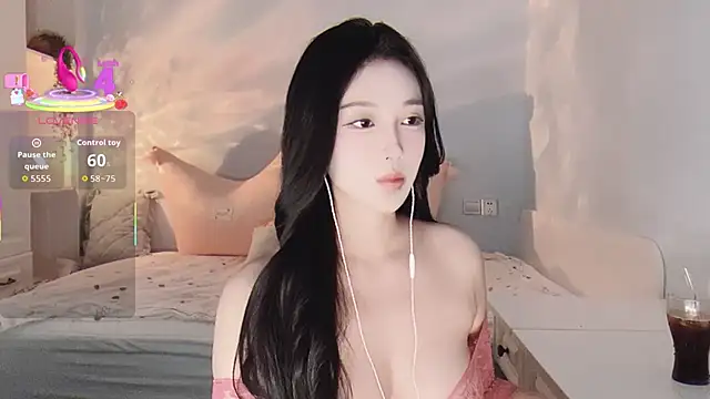 Snapshot of -Tilana- chatting on 01/12/26, 07:30 -Tilana- online show from 01/12/26, 07:30