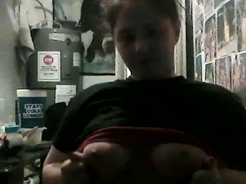 Snapshot of lilbishmiss chatting on 02/16/25, 07:04 lilbishmiss online show from 02/16/25, 07:04