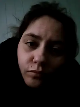 Snapshot of lilbishmiss chatting on 02/25/25, 09:53 lilbishmiss online show from 02/25/25, 09:53