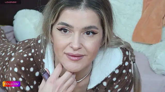 Sarah-Hart online show from 12/23/24, 10:32