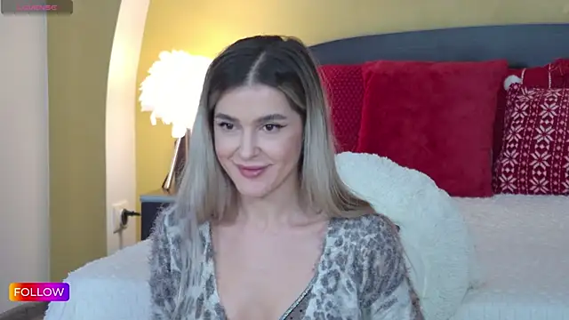 Sarah-Hart online show from 12/24/24, 04:51