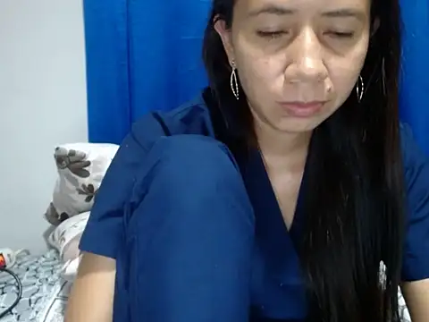 Erotic latina online show from 11/23/25, 12:21