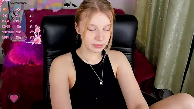 KarambaMoon online show from 02/01/25, 08:47