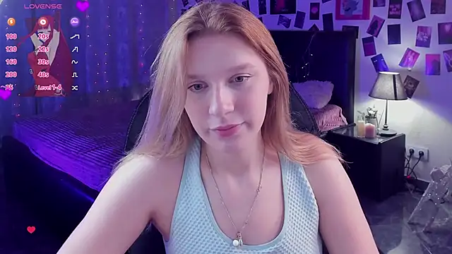 KarambaMoon online show from 10/12/25, 09:03