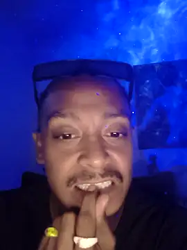 Wide-eyedLight6 online show from 05/03/26, 12:49