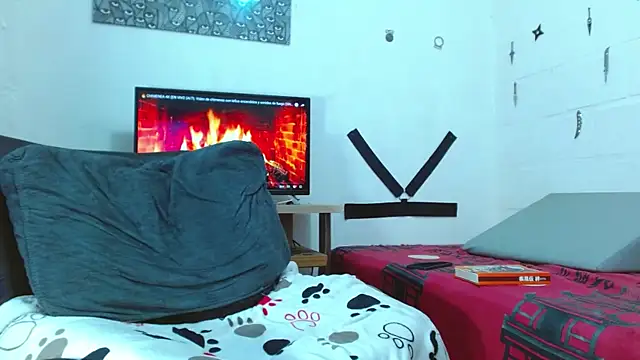 targuerian22 online show from 01/18/25, 04:04