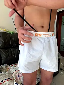 Snapshot of yy858 chatting on 09/26/25, 06:39 yy858 online show from 09/26/25, 06:39