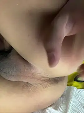 Snapshot of yy858 chatting on 10/13/25, 06:52 yy858 online show from 10/13/25, 06:52