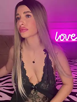 GraceCarther online show from 12/08/24, 10:36