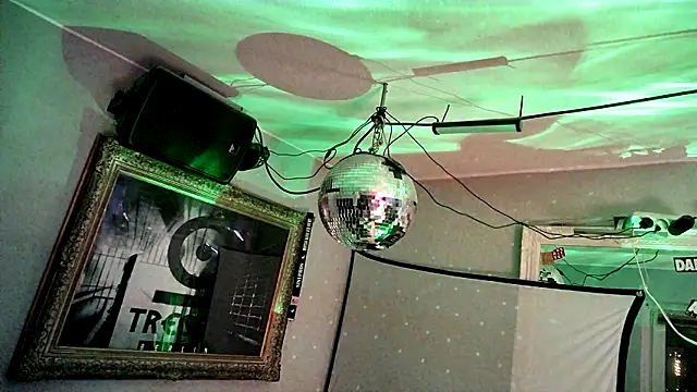 pillepallex84x online show from 10/30/25, 09:15