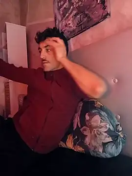 Snapshot of gorkamacbew chatting on 12/04/24, 05:33 gorkamacbew online show from 12/04/24, 05:33