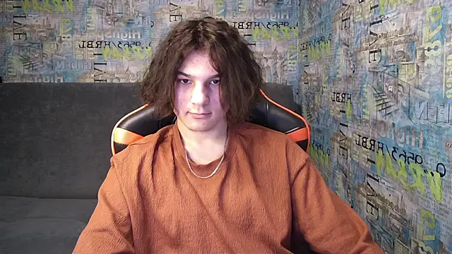 Snapshot of sweet_lucifer666 chatting on 12/09/24, 12:19 sweet lucifer666 online show from 12/09/24, 12:19