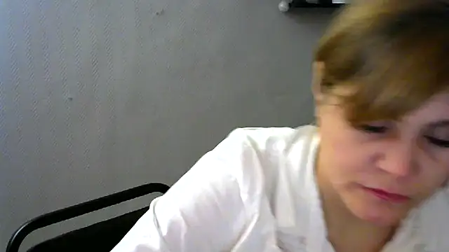 DaniellaKiss online show from 02/02/25, 09:56