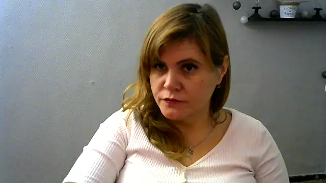 DaniellaKiss online show from 02/05/25, 06:13