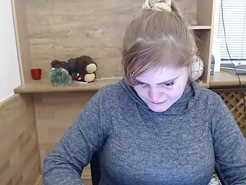 Snapshot of DaniellaKiss chatting on 01/12/26, 04:45 DaniellaKiss online show from 01/12/26, 04:45