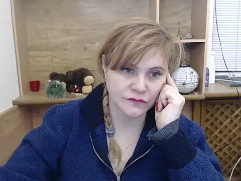 Snapshot of DaniellaKiss chatting on 01/18/26, 08:01 DaniellaKiss online show from 01/18/26, 08:01