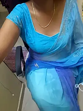 Snapshot of Roja-Telugu777 chatting on 02/05/25, 02:59 Roja-Telugu777 online show from 02/05/25, 02:59