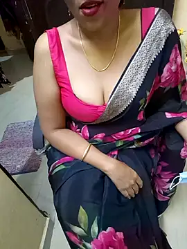 Snapshot of Roja-Telugu777 chatting on 02/08/25, 03:00 Roja-Telugu777 online show from 02/08/25, 03:00