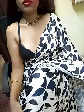 Snapshot of Roja-Telugu777 chatting on 02/24/25, 10:04 Roja-Telugu777 online show from 02/24/25, 10:04