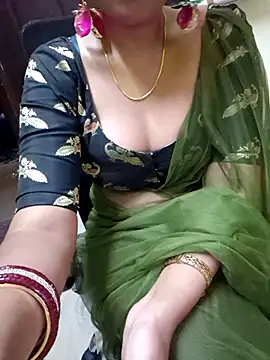 Snapshot of Roja-Telugu777 chatting on 03/16/25, 10:00 Roja-Telugu777 online show from 03/16/25, 10:00