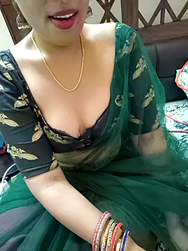 Snapshot of Roja-Telugu777 chatting on 09/10/25, 01:55 Roja-Telugu777 online show from 09/10/25, 01:55