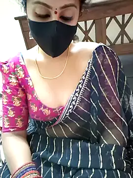 Snapshot of Roja-Telugu777 chatting on 10/09/25, 02:42 Roja-Telugu777 online show from 10/09/25, 02:42