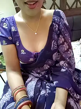 Snapshot of Roja-Telugu777 chatting on 10/16/25, 03:07 Roja-Telugu777 online show from 10/16/25, 03:07