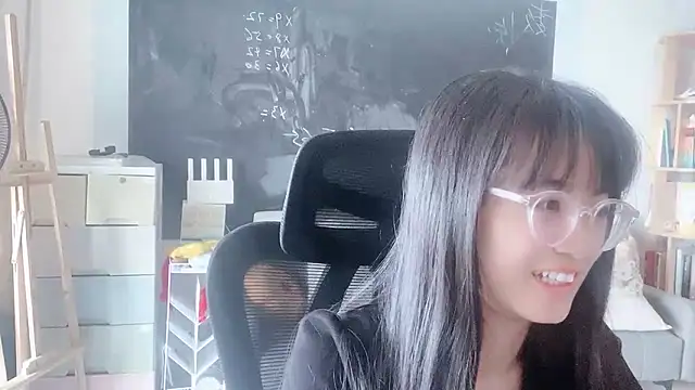 Honey-cici online show from 12/16/25, 07:24