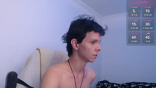 bryamado69 online show from 04/25/26, 03:53