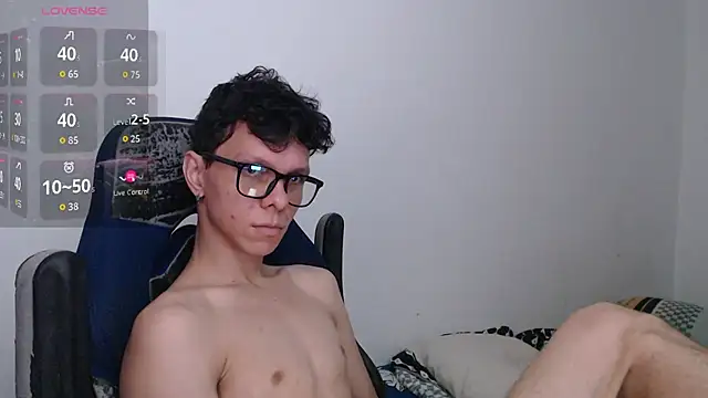 Snapshot of bryamado69 chatting on 07/06/26, 03:03 bryamado69 online show from 07/06/26, 03:03