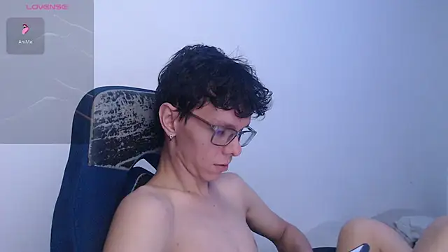 Snapshot of bryamado69 chatting on 07/27/26, 03:52 bryamado69 online show from 07/27/26, 03:52