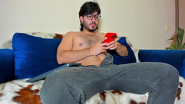 Snapshot of Ackerman_Eren_ chatting on 01/27/25, 05:58 Ackerman Eren  online show from 01/27/25, 05:58