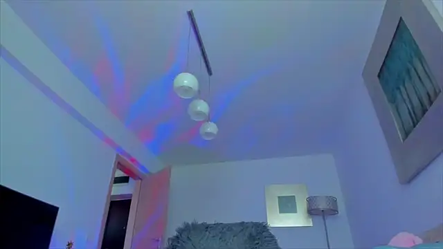 Snapshot of kylieety chatting on 03/04/25, 07:19 kylieety online show from 03/04/25, 07:19